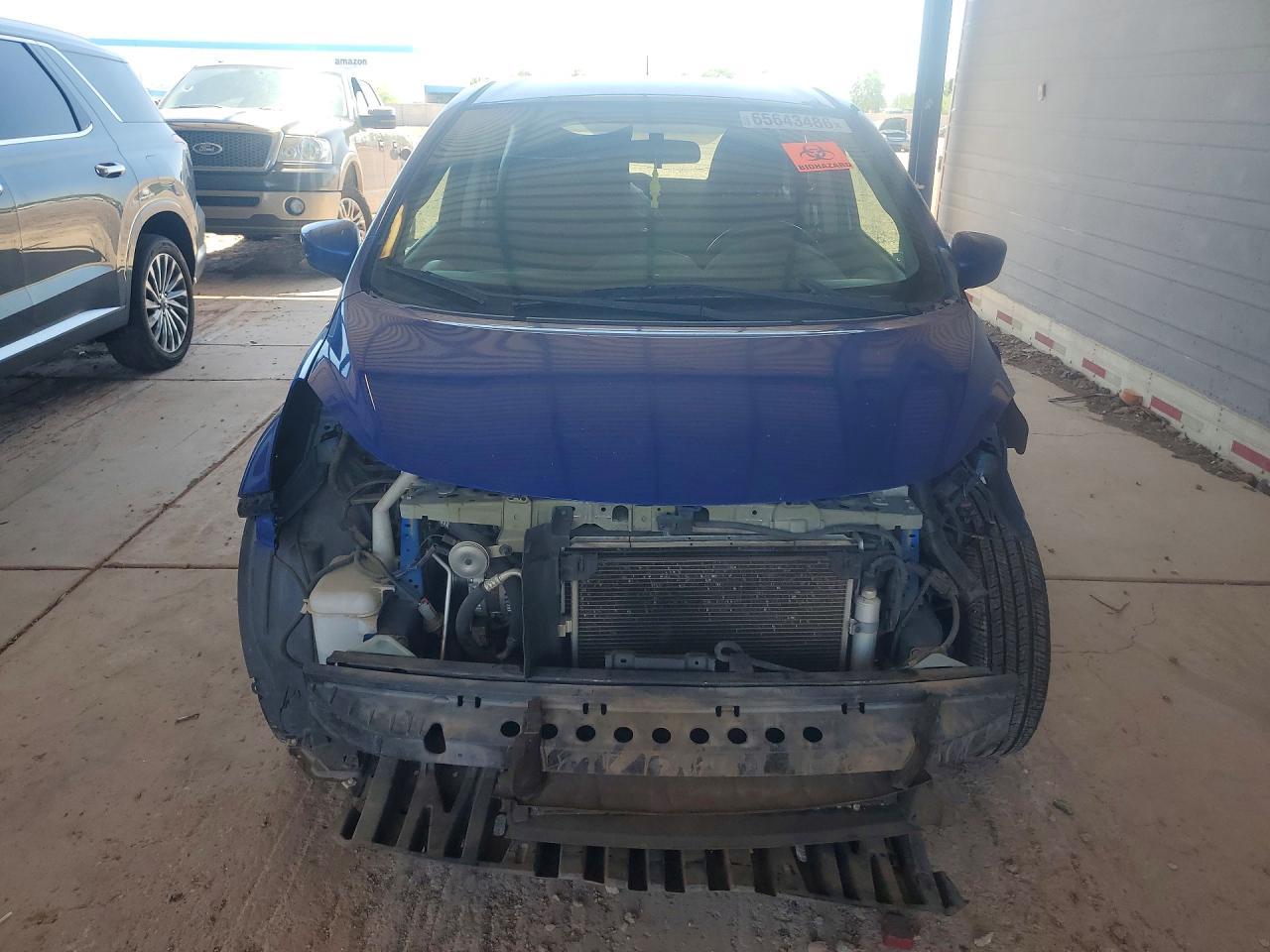 2016 Nissan Versa, SV