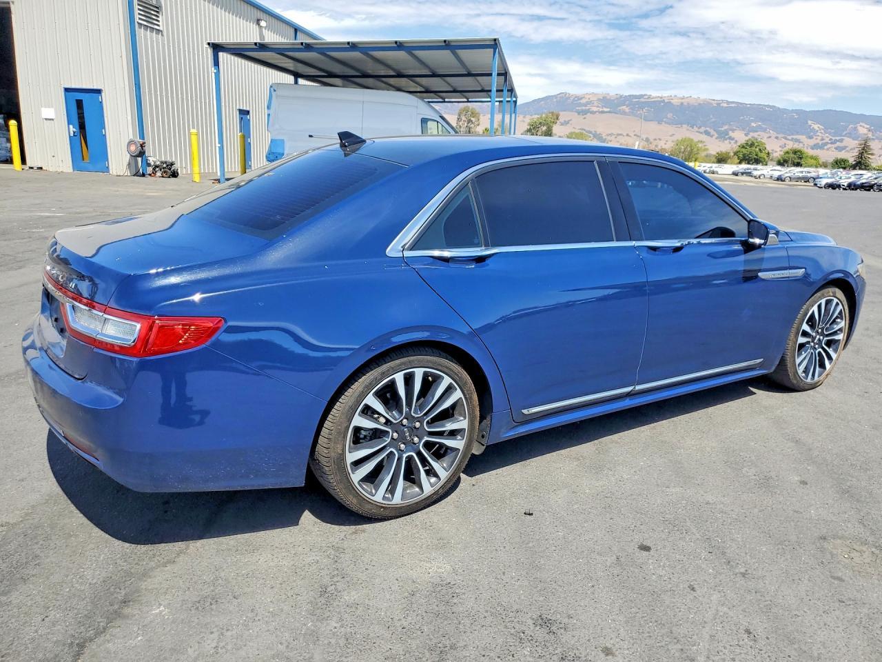 2018 Lincoln Continental, Res...