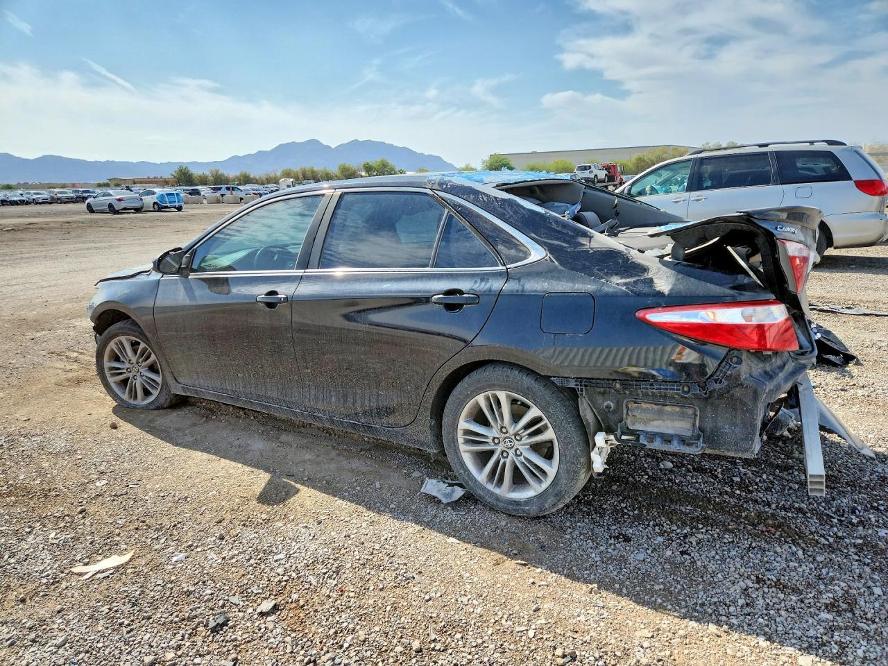 2017 Toyota Camry, SE