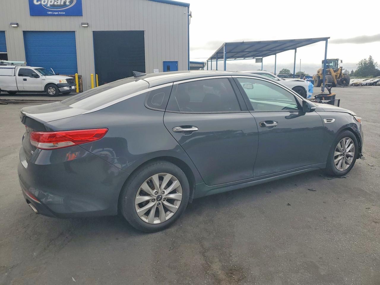 2016 KIA Optima, EX