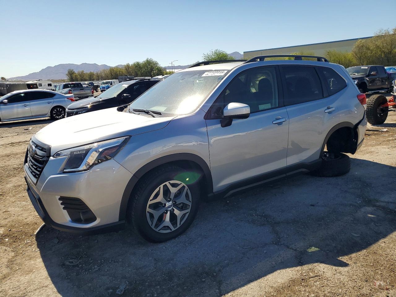2024 Subaru Forester, Premium