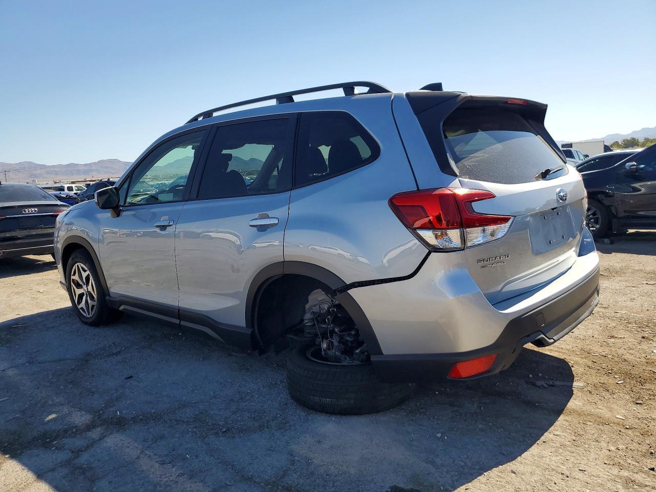 2024 Subaru Forester, Premium