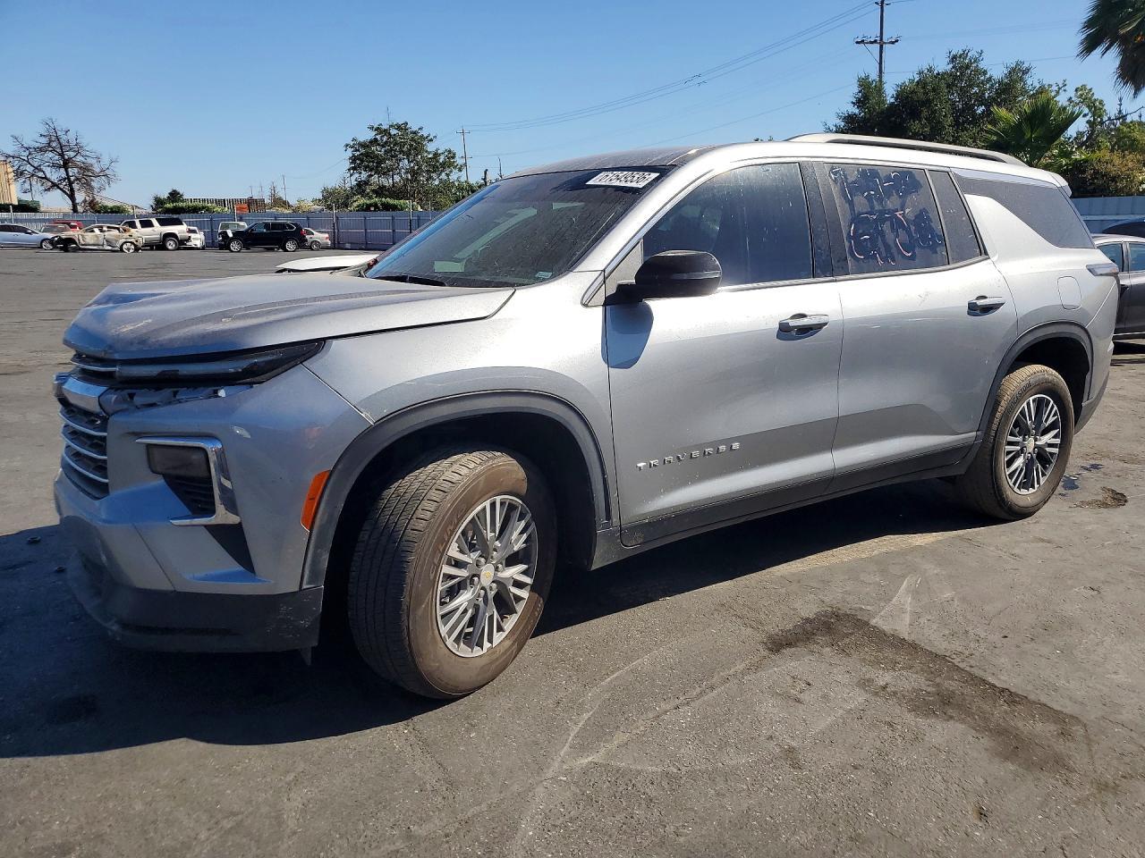 2025 Chevrolet Traverse, LT