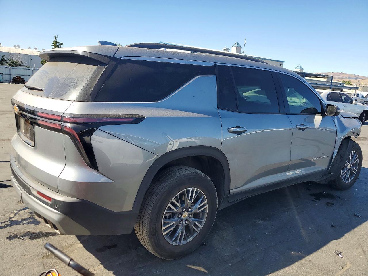 2025 Chevrolet Traverse, LT