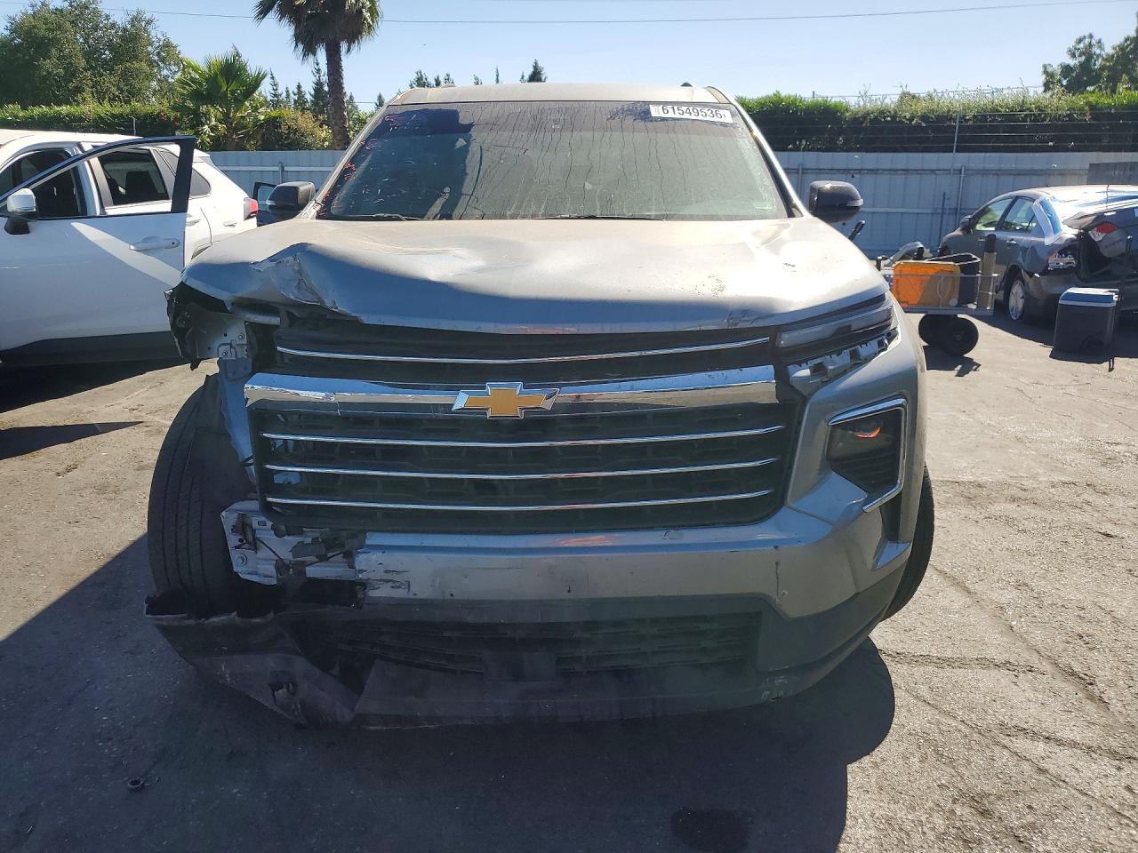 2025 Chevrolet Traverse, LT