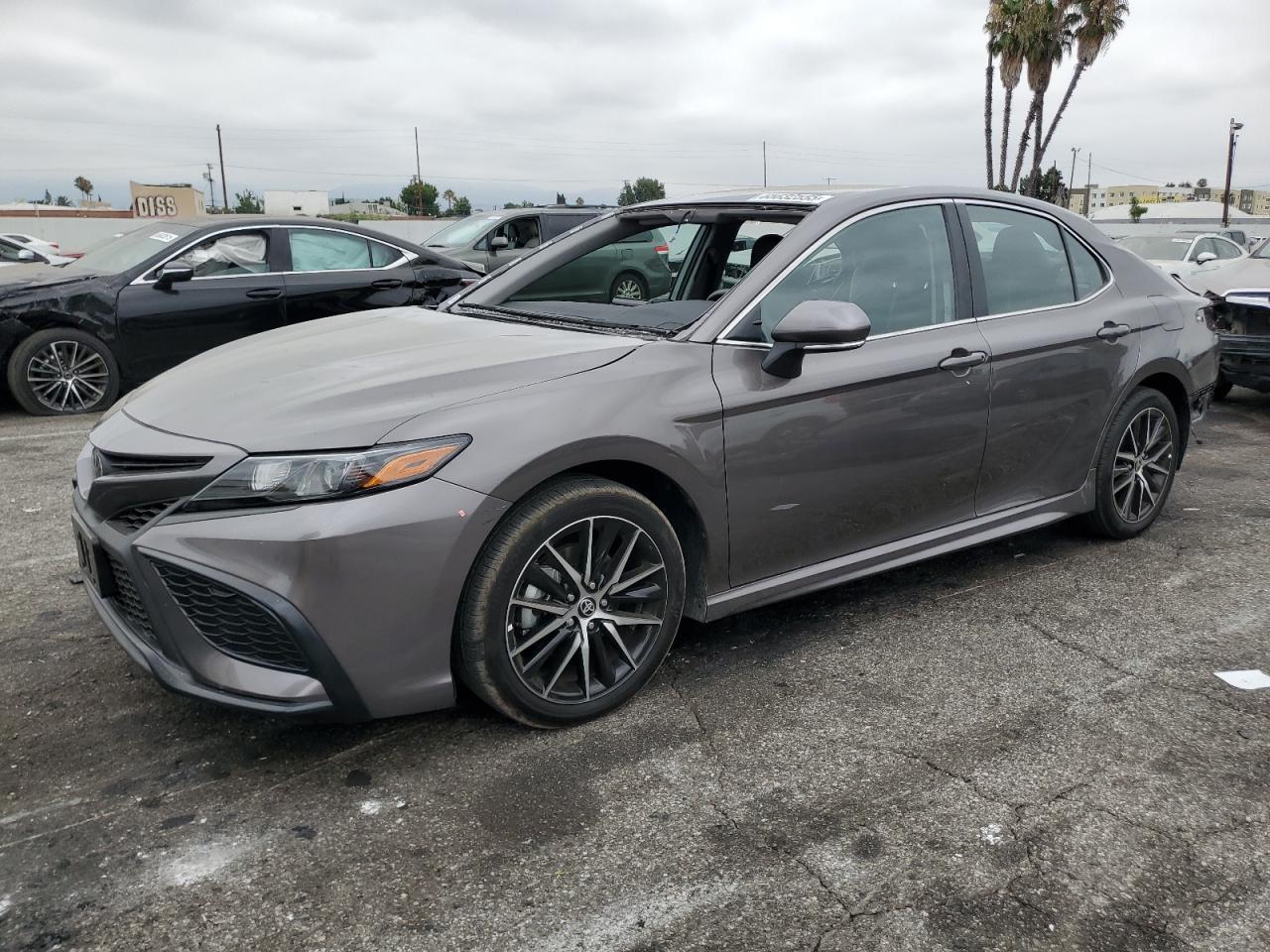 2024 Toyota Camry, SE