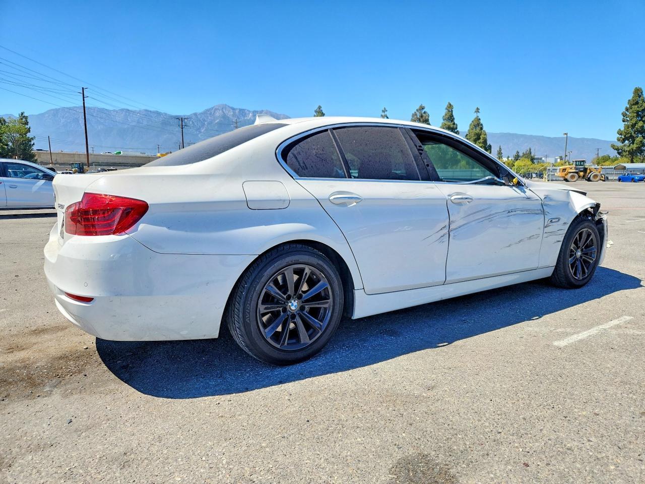 2016 BMW 5 Series, 528 I