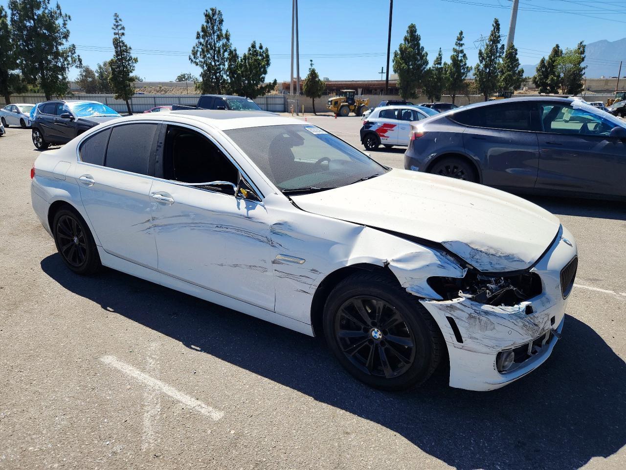 2016 BMW 5 Series, 528 I
