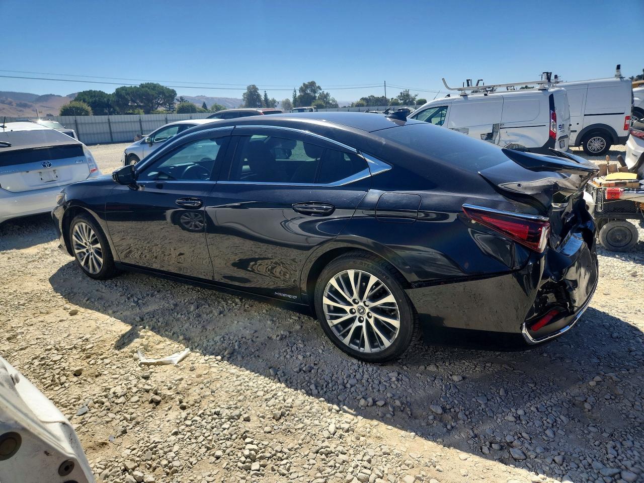 2021 Lexus ES, 300H