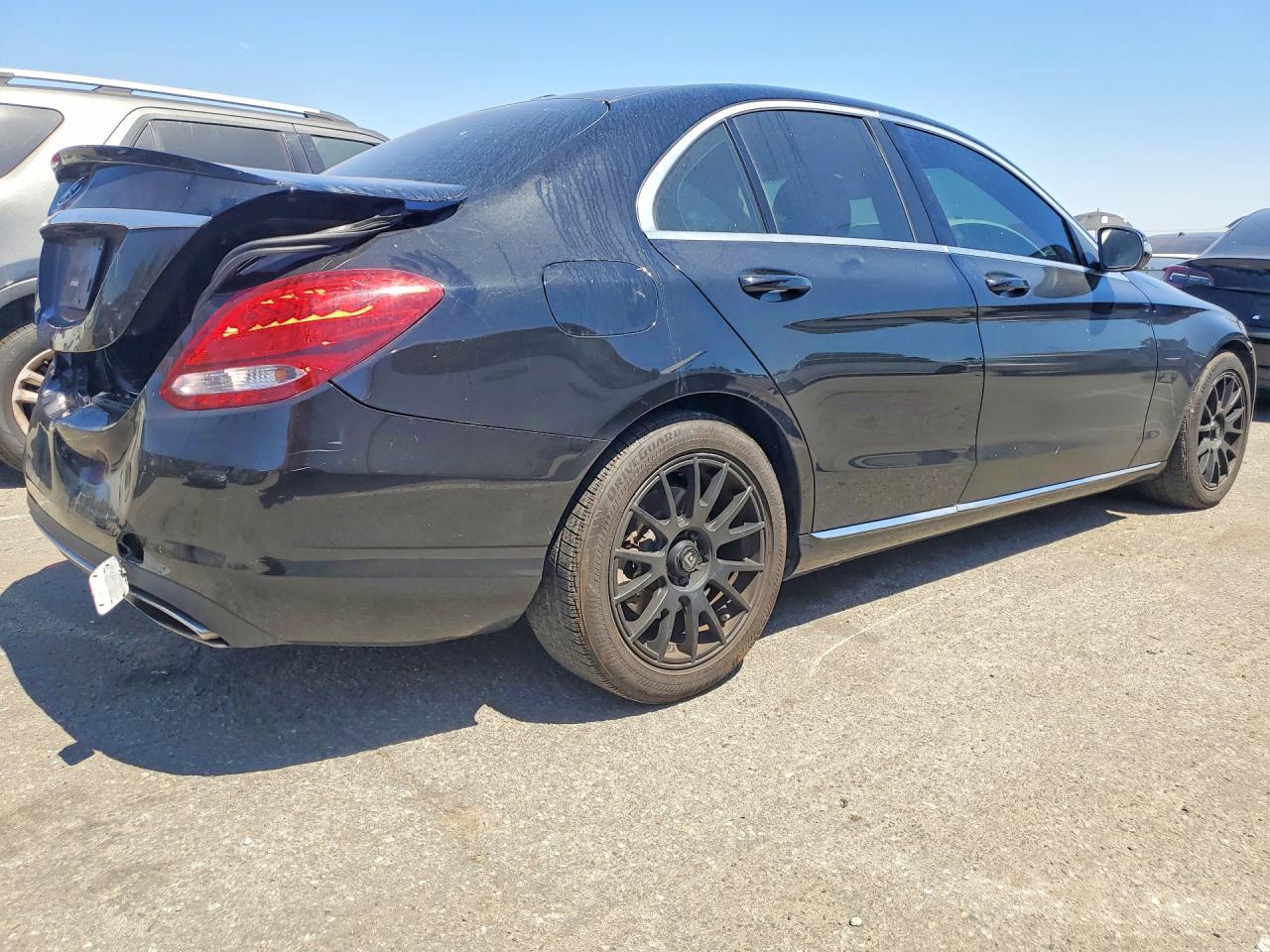 2015 Mercedes-Benz C-Class, 300