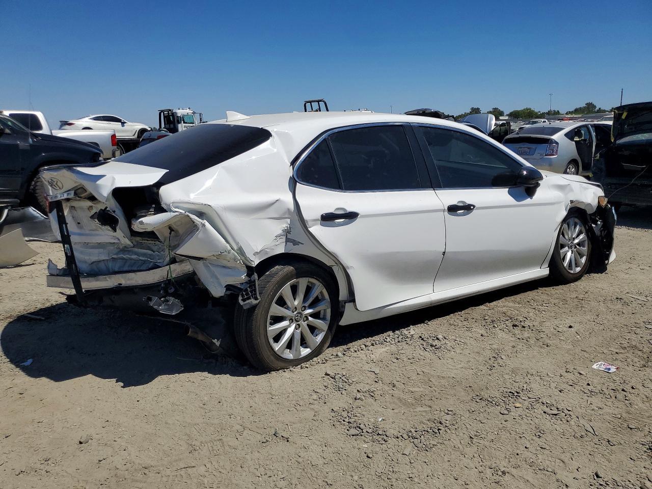 2019 Toyota Camry, LE