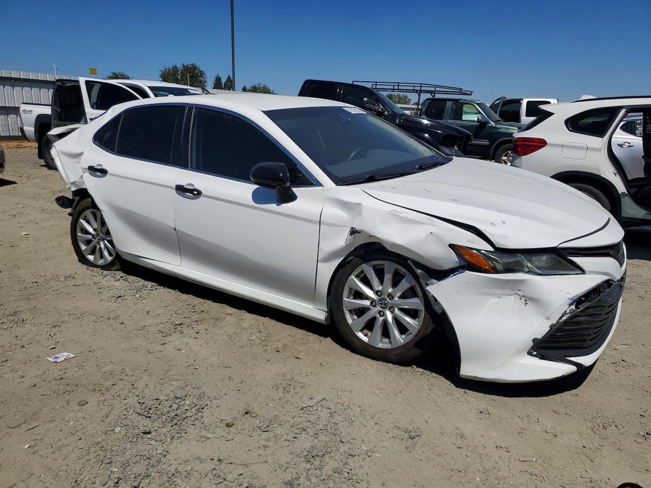 2019 Toyota Camry, LE