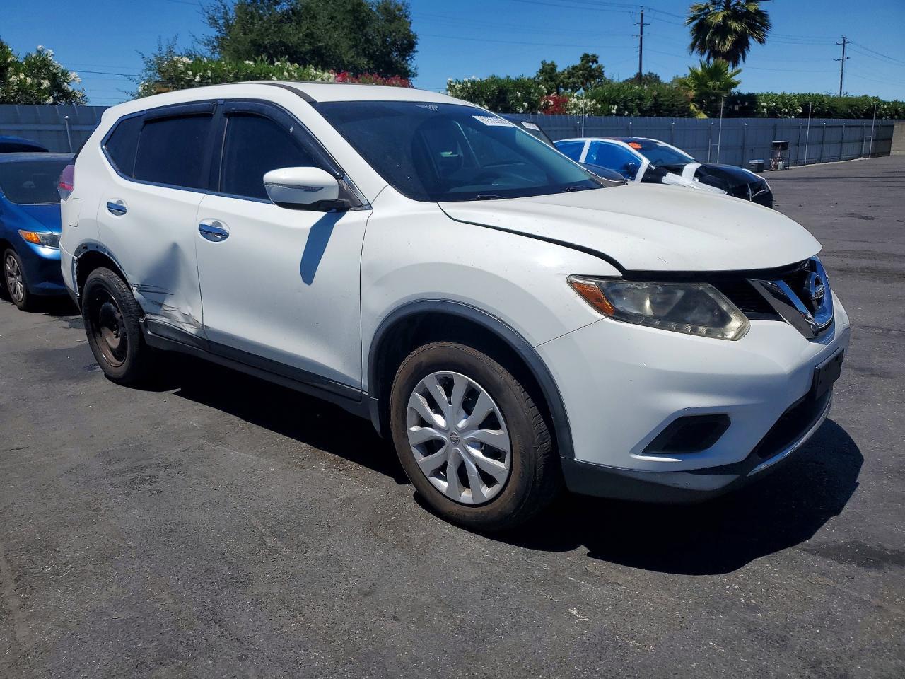 2015 Nissan Rogue, S