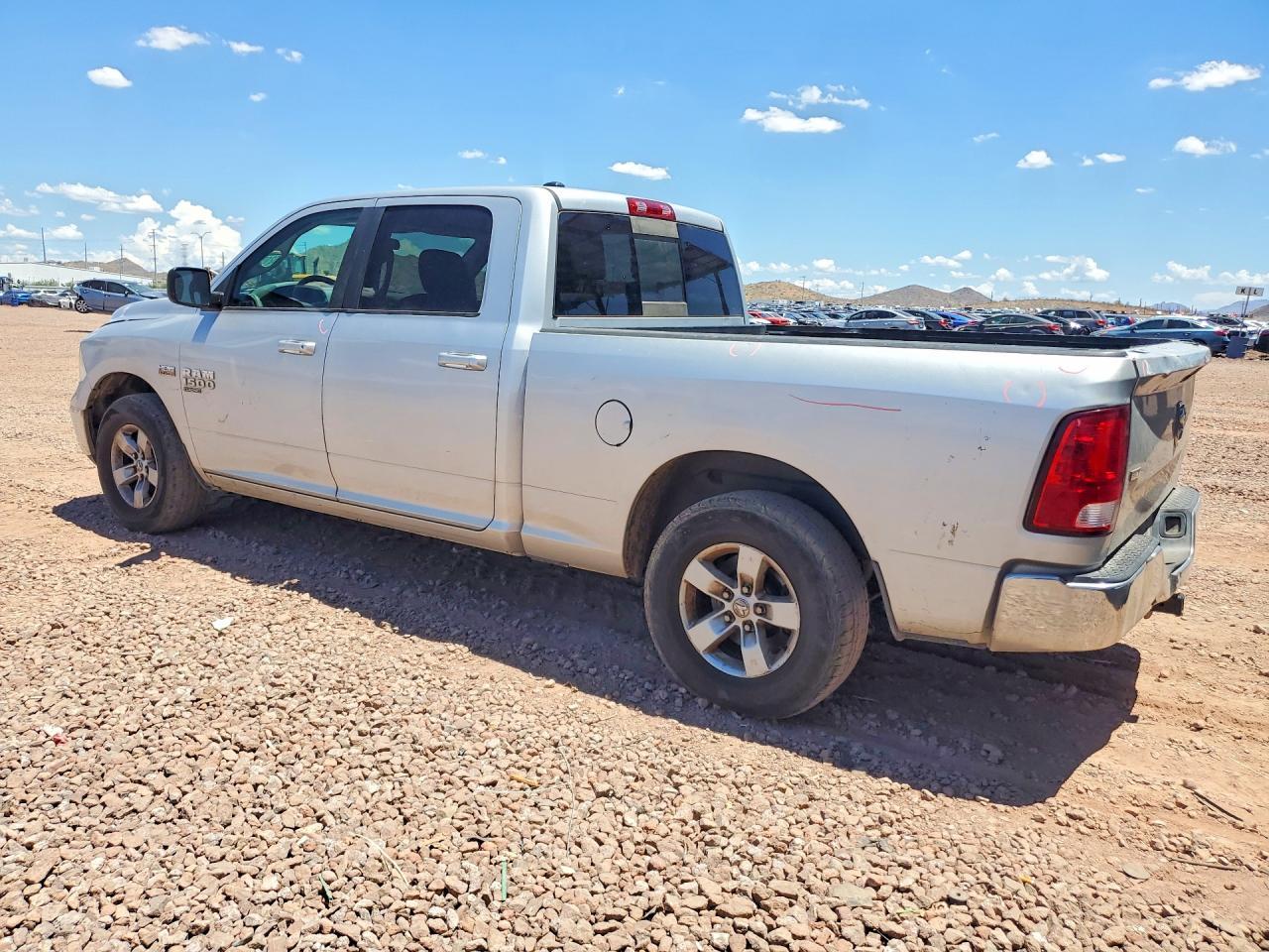 2019 RAM 1500, Slt