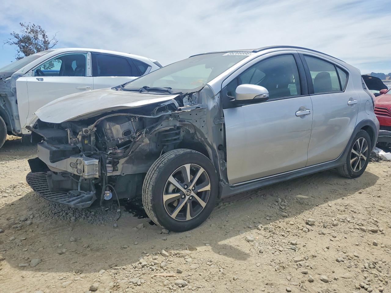 2018 Toyota Prius, Two