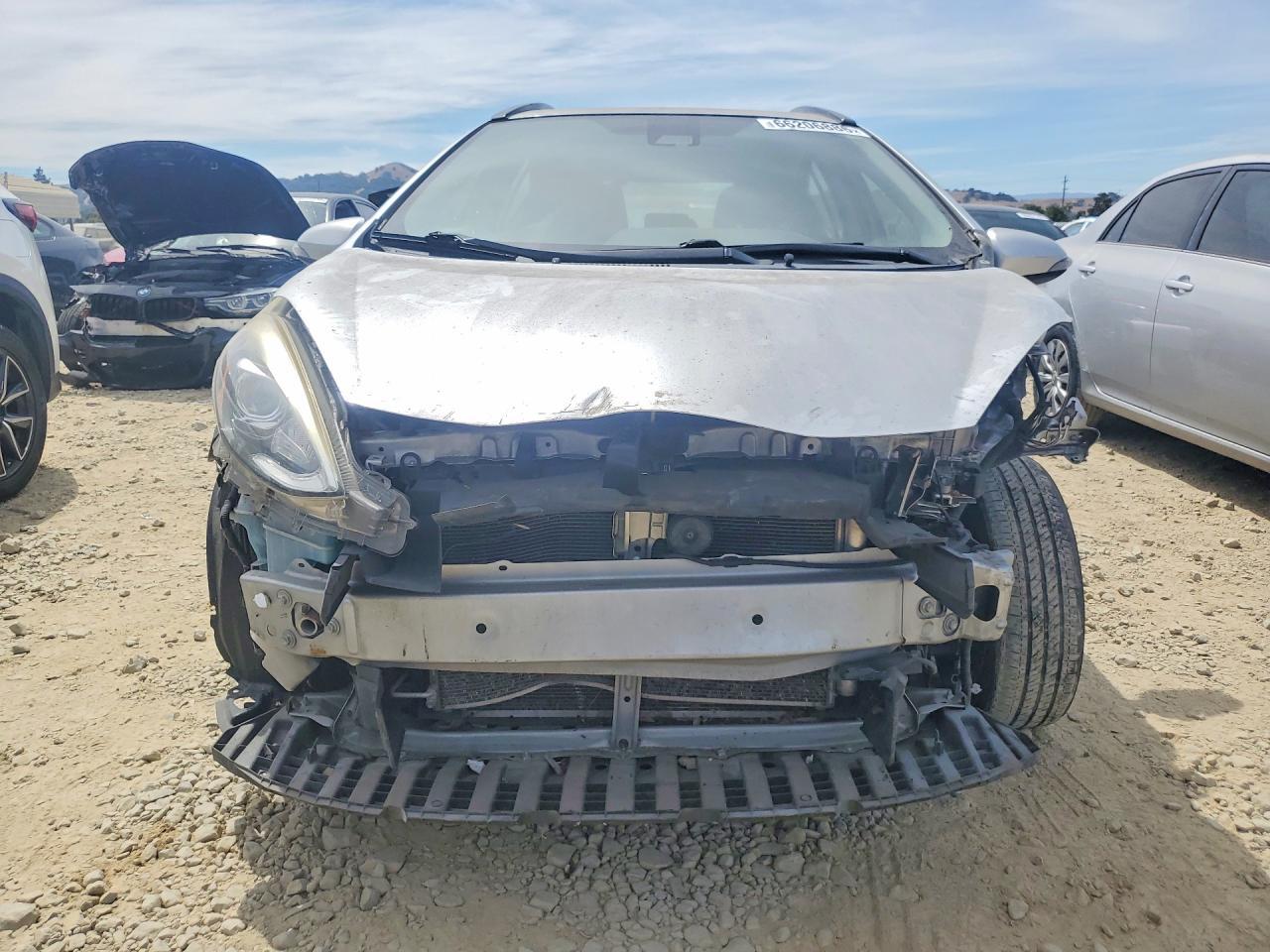 2018 Toyota Prius, Two
