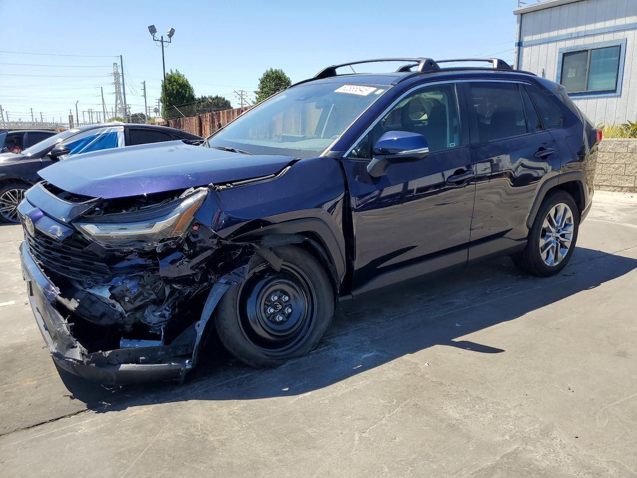 2025 Toyota RAV4, Xle Premium
