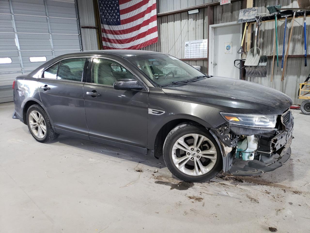 2017 Ford Taurus, Sel
