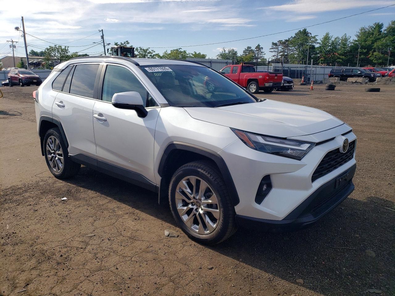 2023 Toyota RAV4, Xle Premium