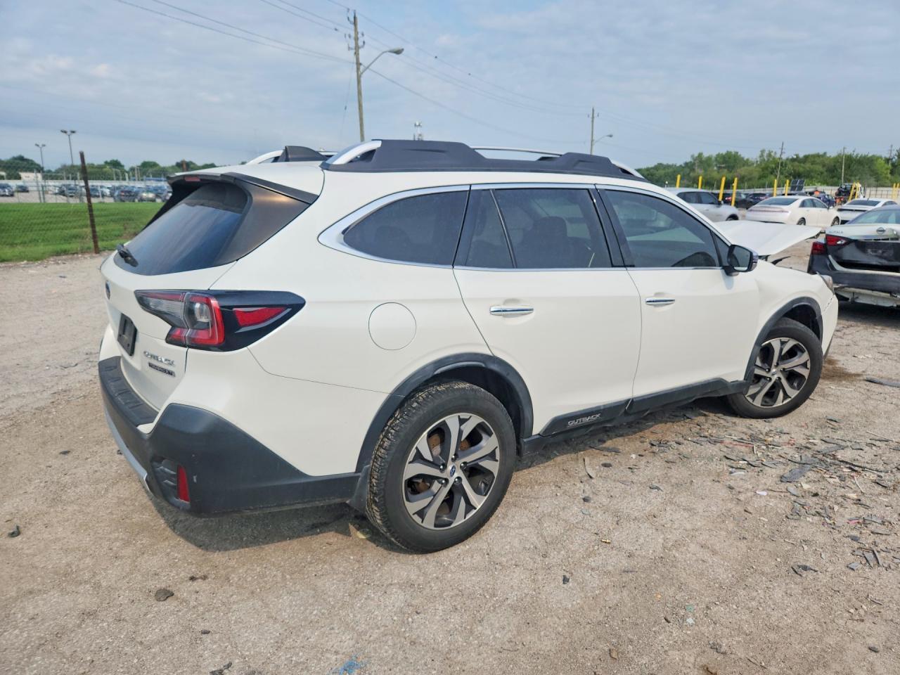 2020 Subaru Outback, Touring Ldl