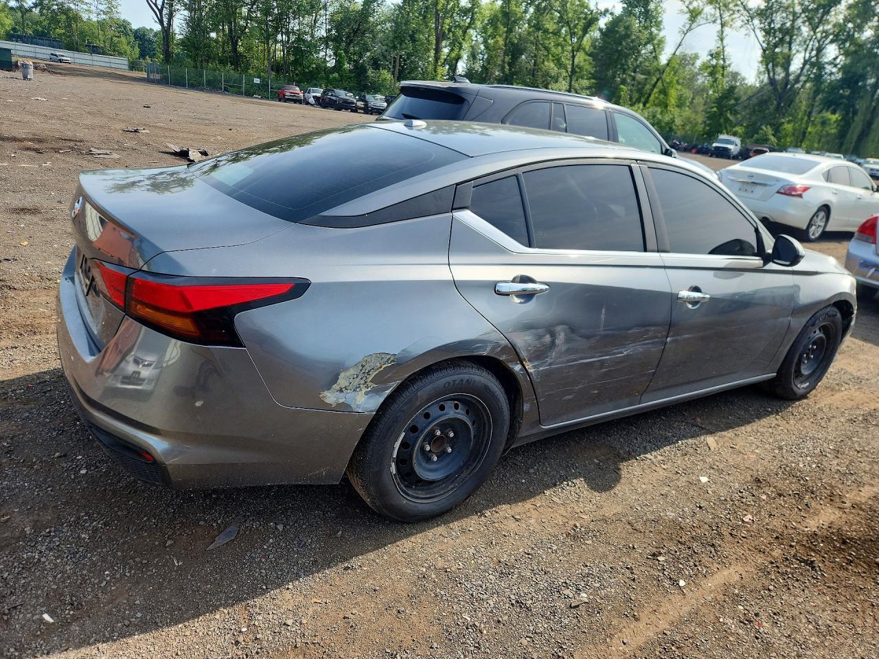 2020 Nissan Altima, S