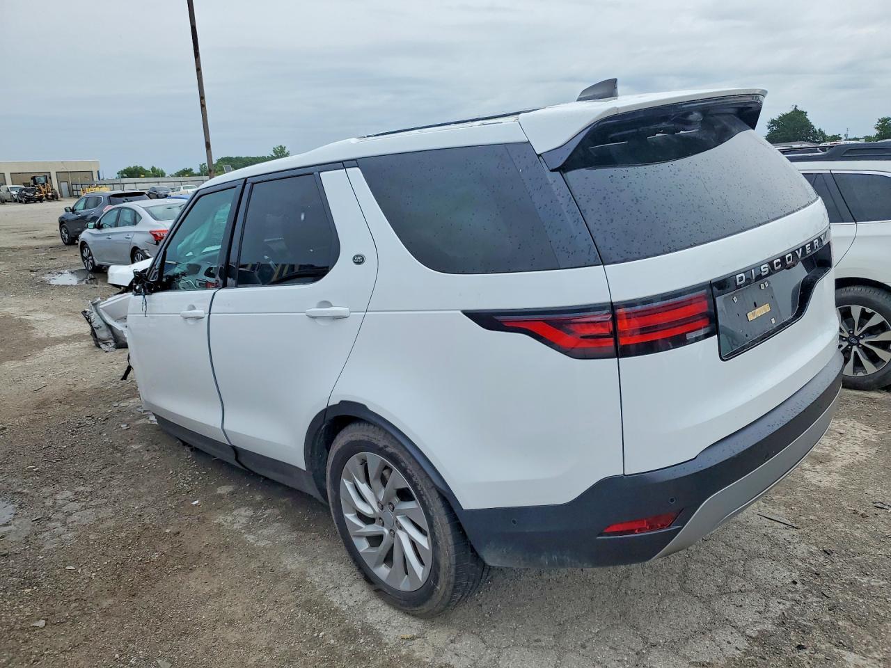 2024 Land Rover Discovery, S