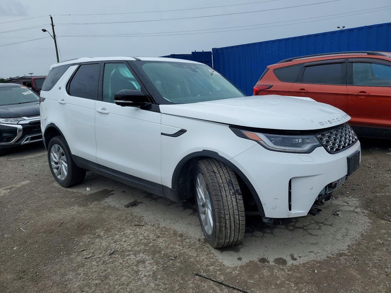 2024 Land Rover Discovery, S