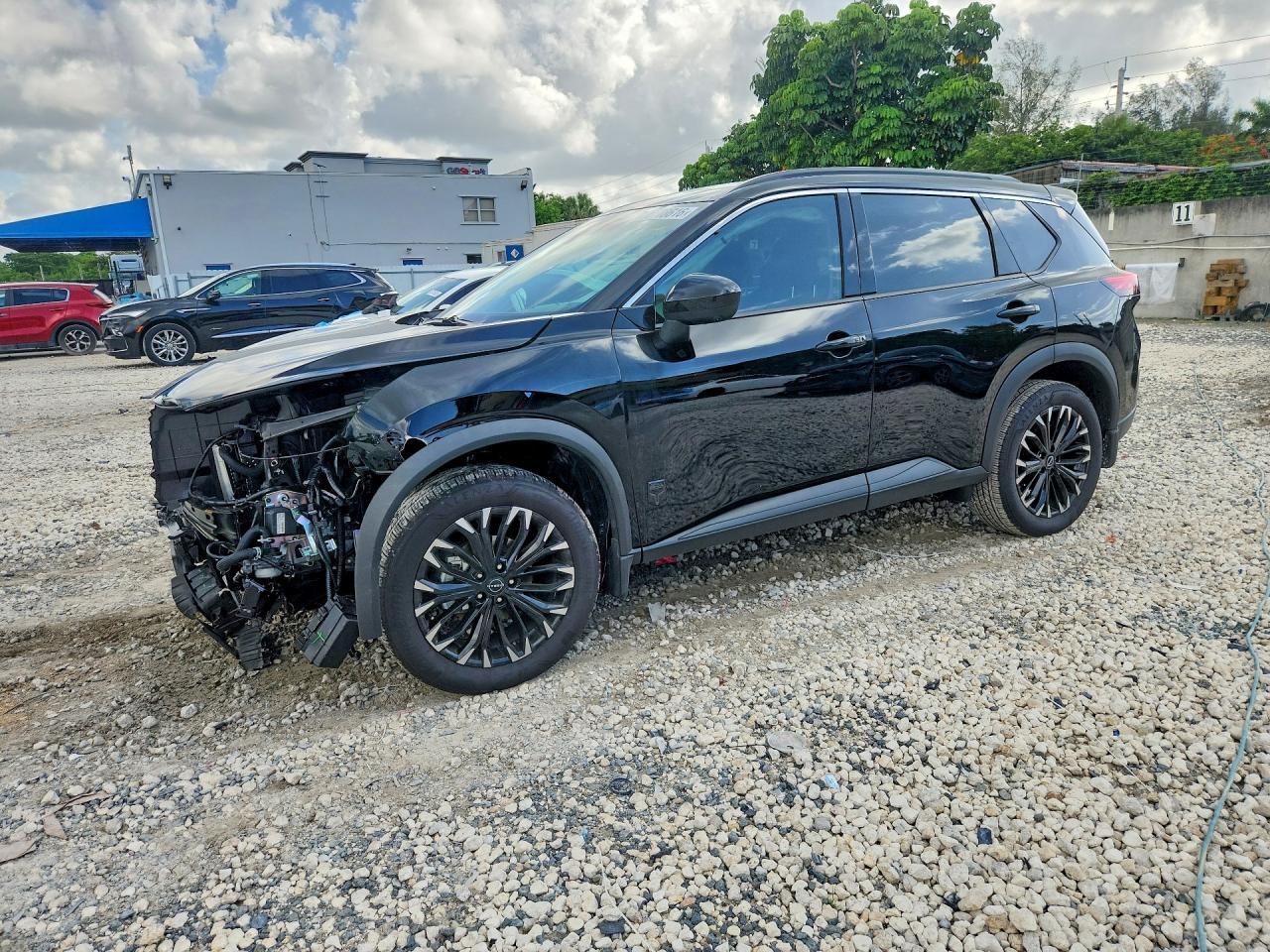 2026 Nissan Rogue, SV