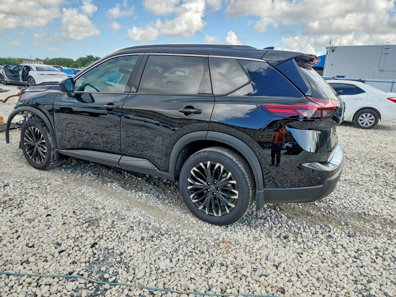 2026 Nissan Rogue, SV