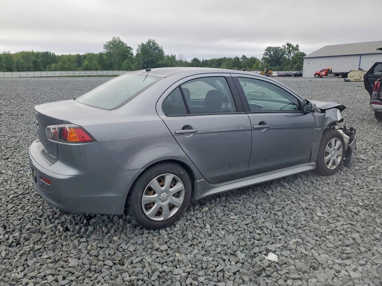 2015 Mitsubishi Lancer, ES