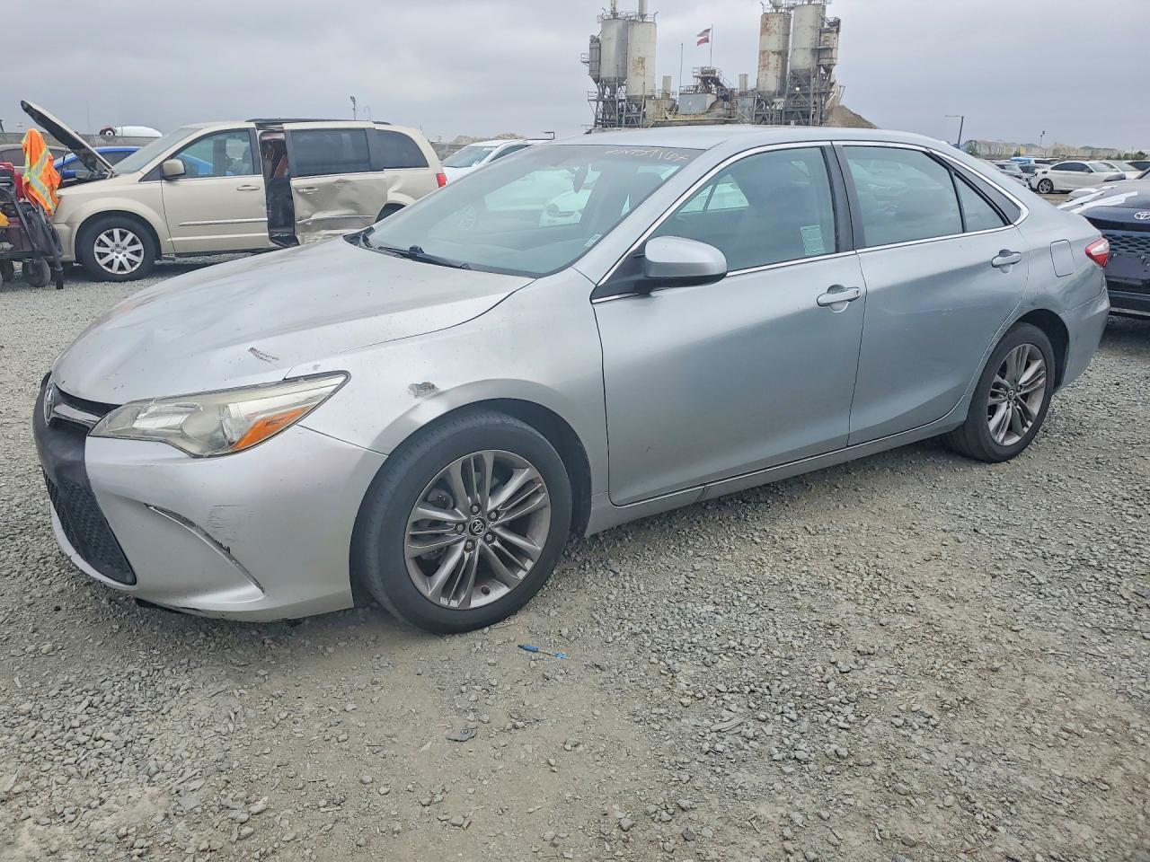2016 Toyota Camry, SE