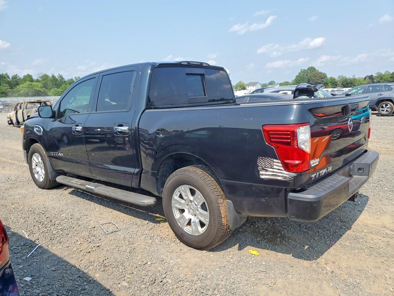 2017 Nissan Titan, S