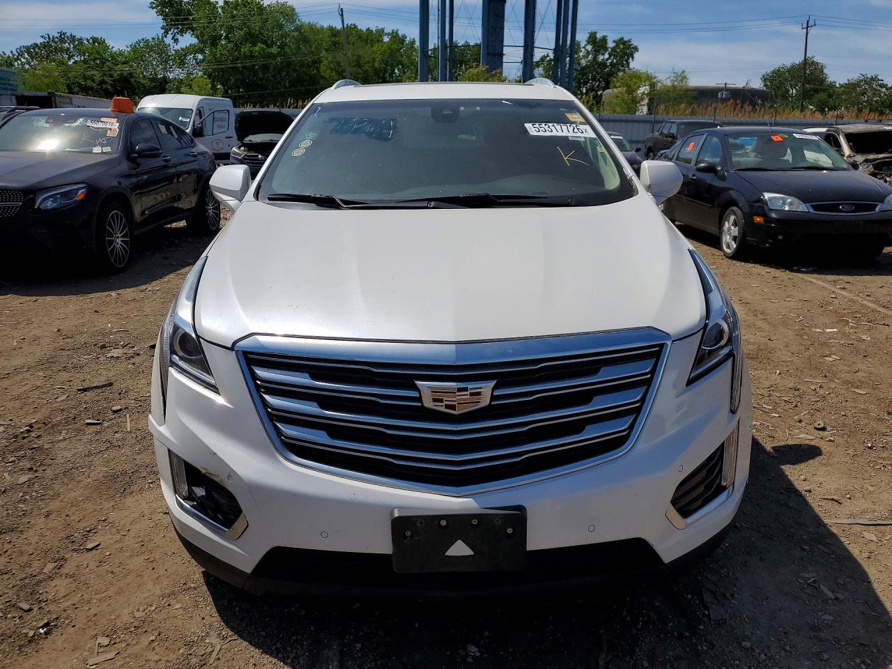 2017 Cadillac XT5, Luxury