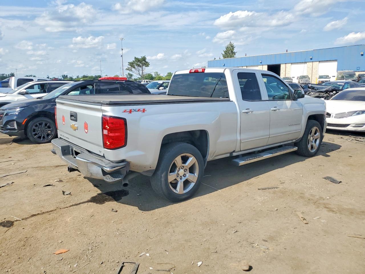 2017 Chevrolet Silverado, K15...
