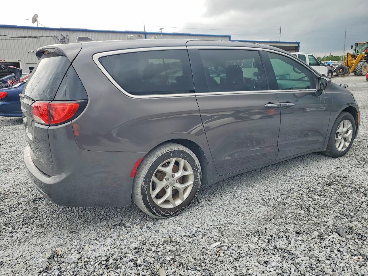 2018 Chrysler Pacifica, Touri...