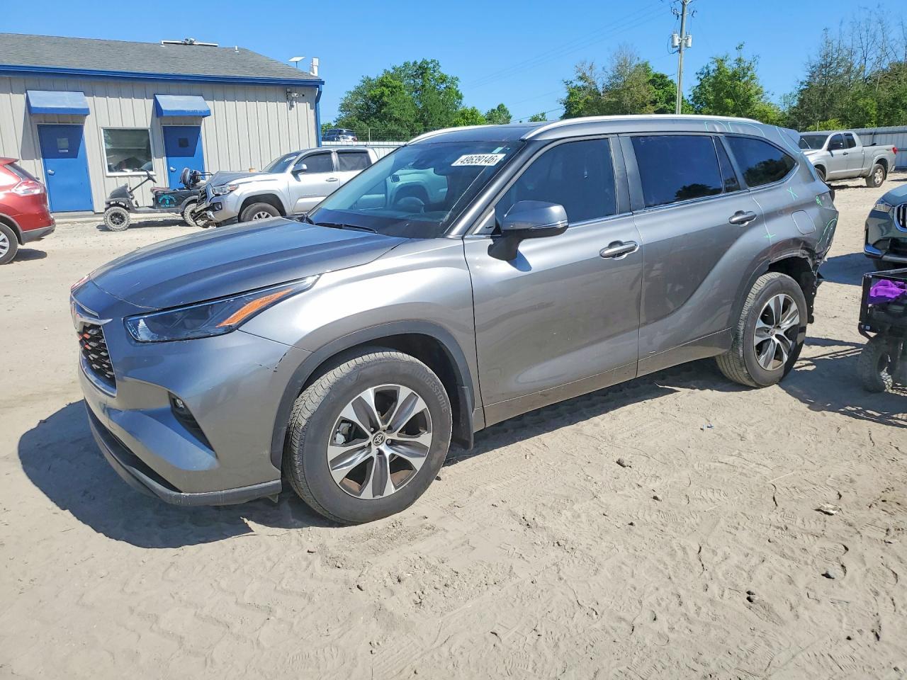 2025 Toyota Highlander, Xle