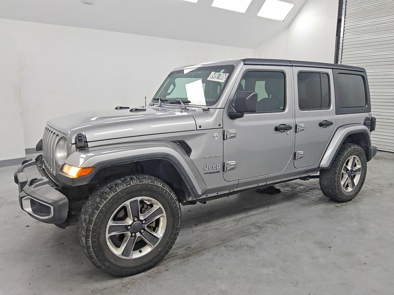 2020 Jeep Wrangler, Sahara