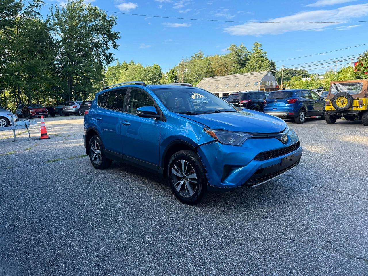 2017 Toyota RAV4, Xle