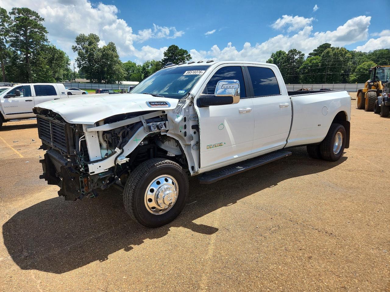 2023 RAM 3500, Laramie