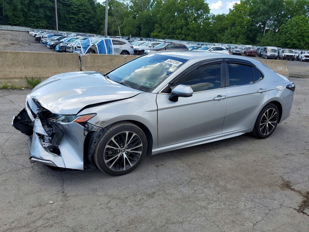 2018 Toyota Camry, SE