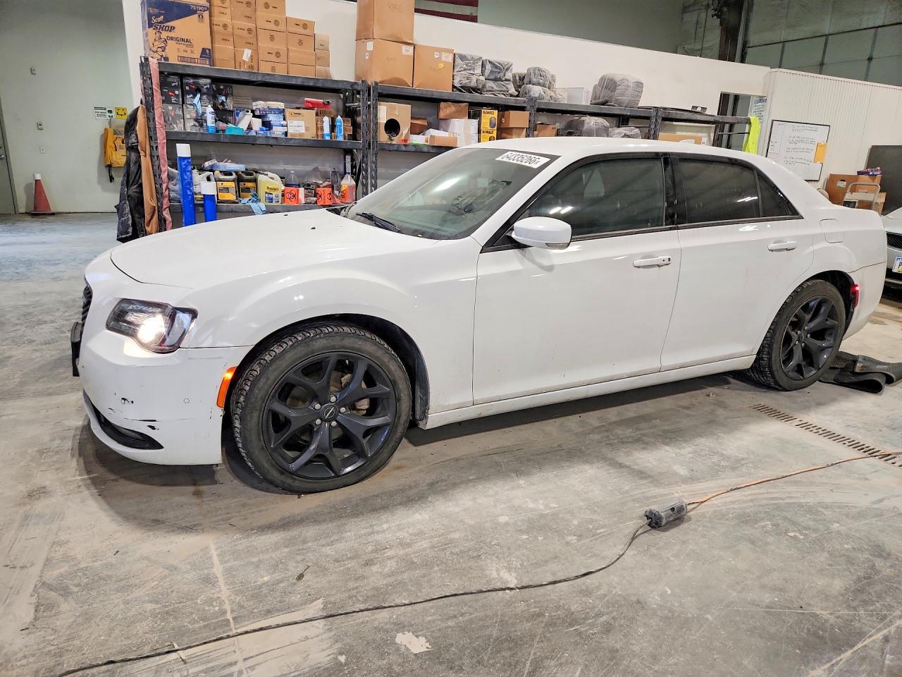 2021 Chrysler 300, S