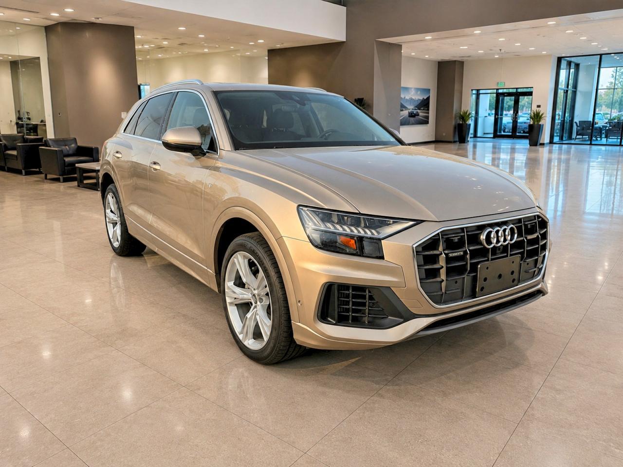 2019 Audi Q8, Premium Plus