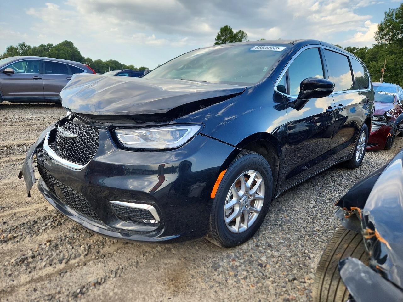 2026 Chrysler Pacifica, Select