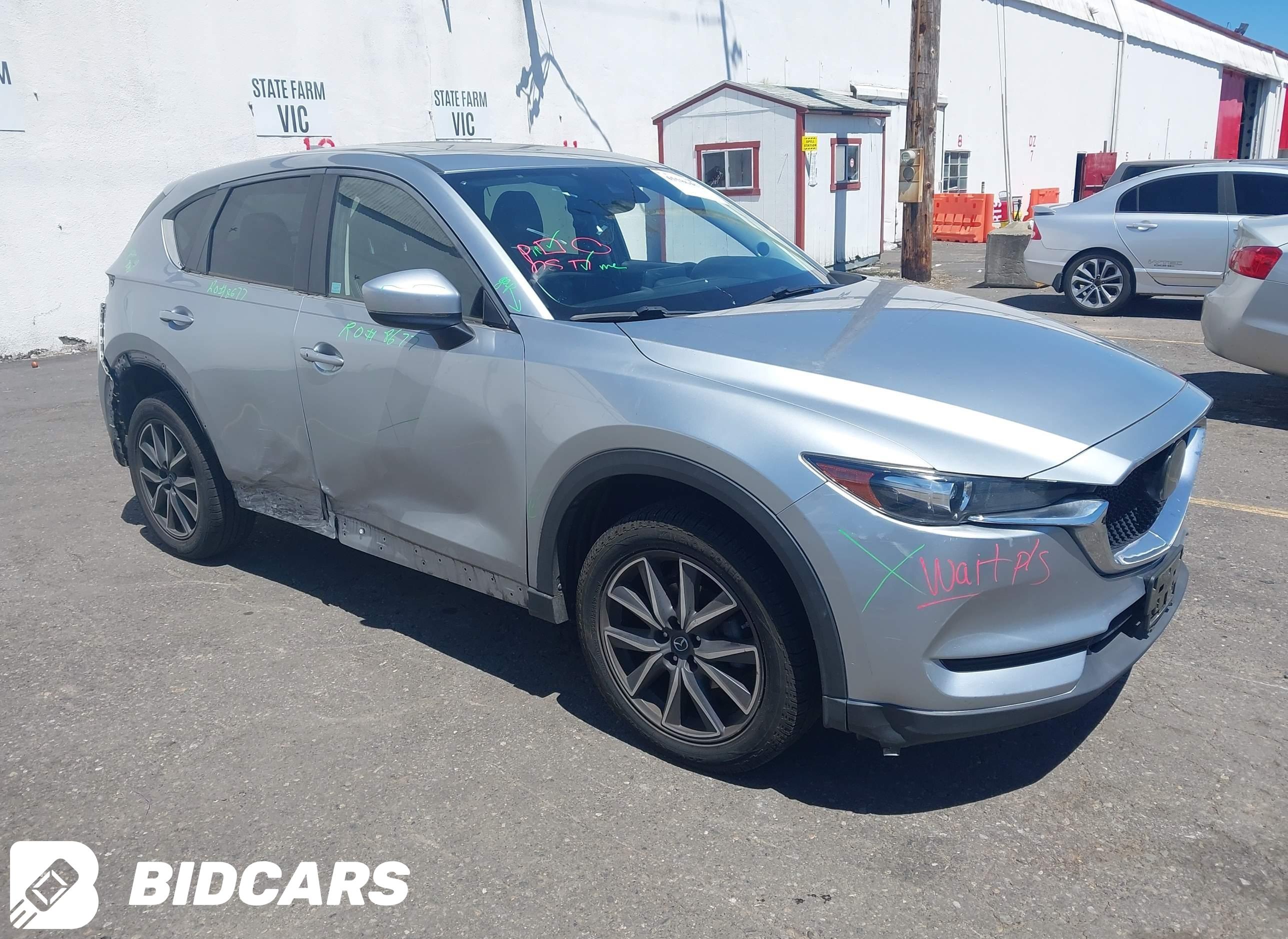 2018 Mazda CX-5, Touring