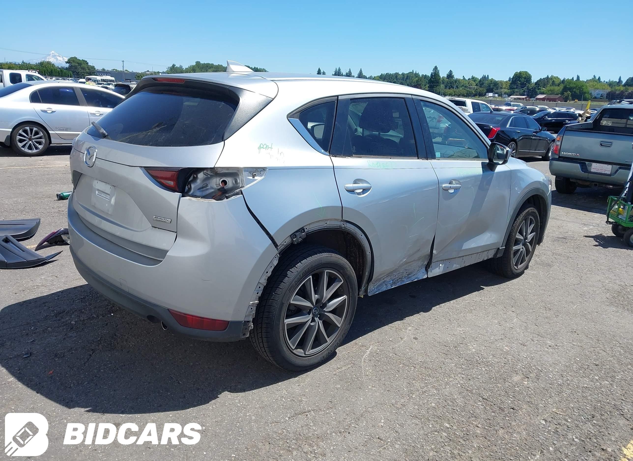 2018 Mazda CX-5, Touring