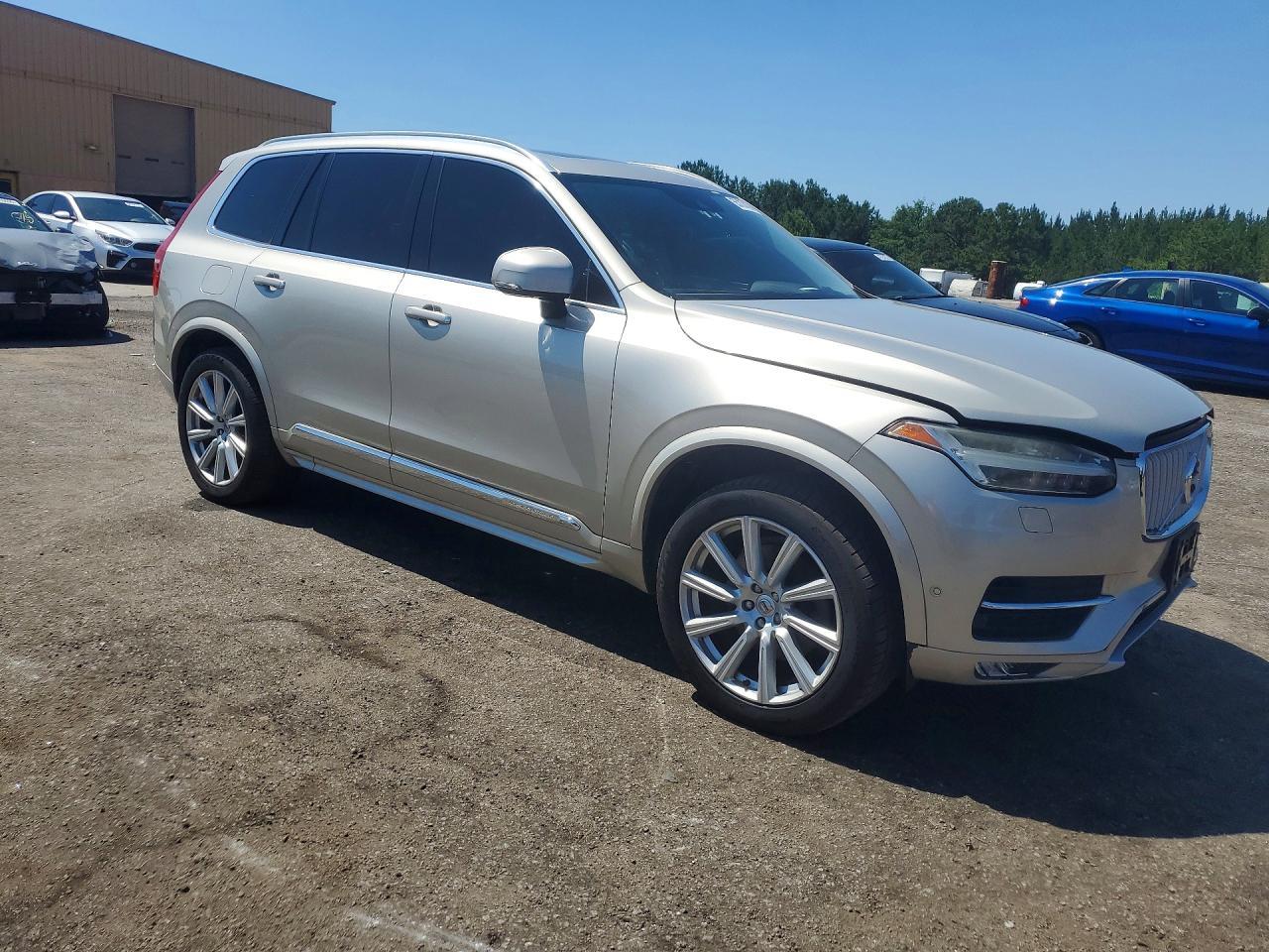 2016 Volvo XC90, T6
