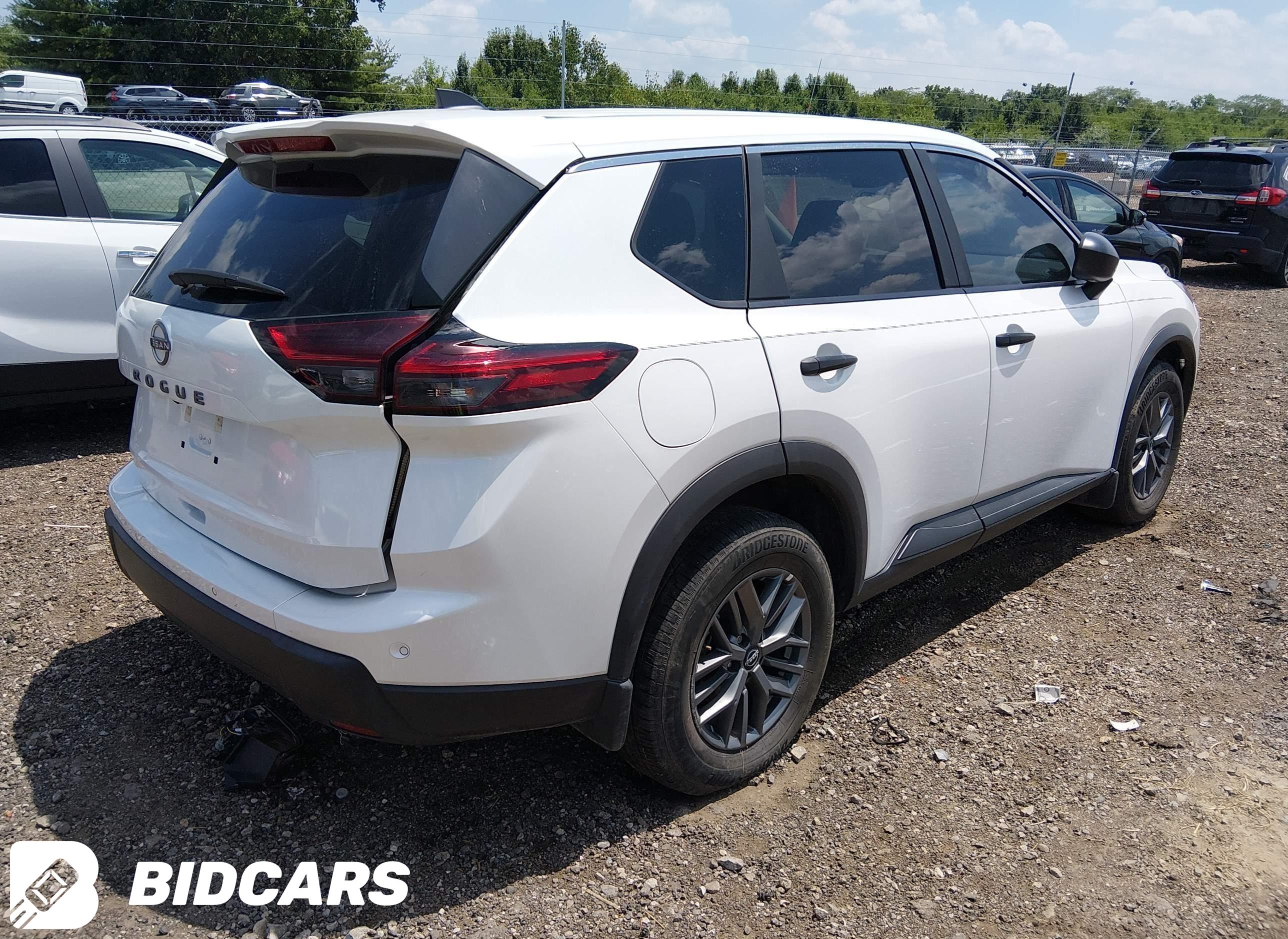 2024 Nissan Rogue, S Fwd