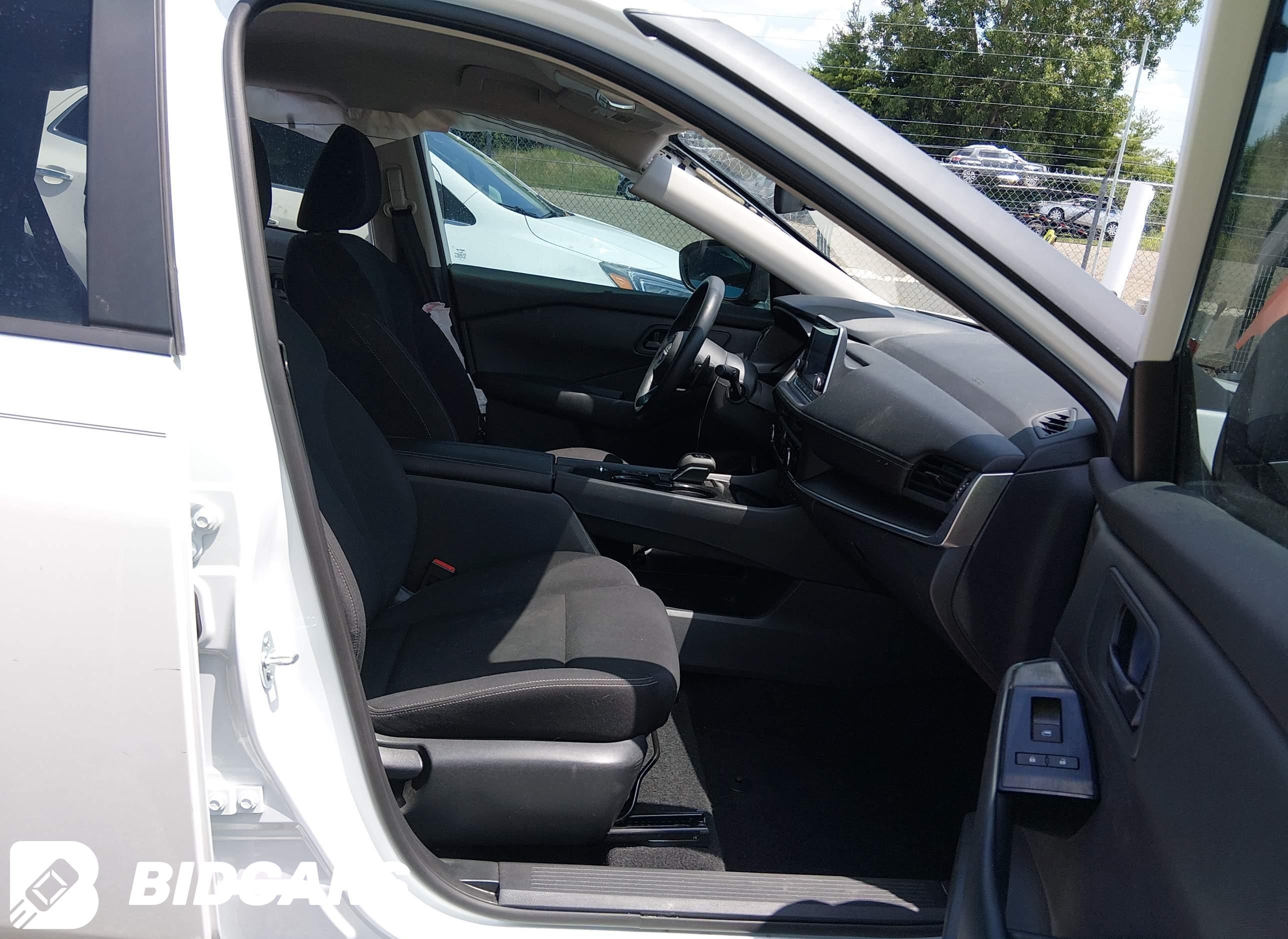2024 Nissan Rogue, S Fwd