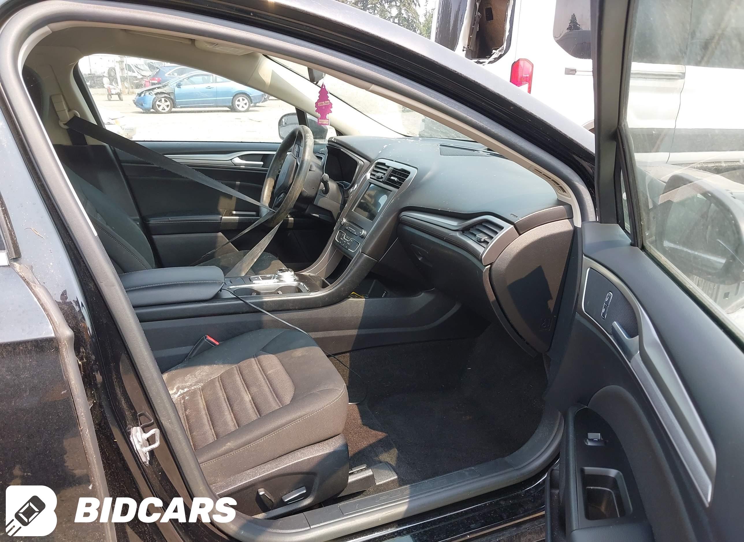 2017 Ford Fusion, SE