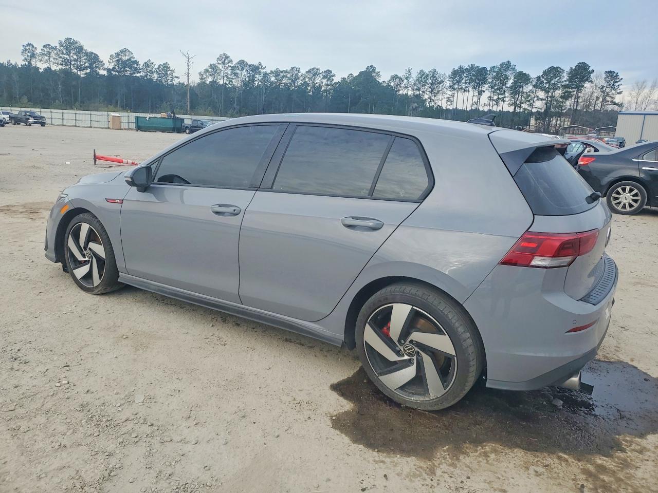 2023 Volkswagen Golf GTI, S